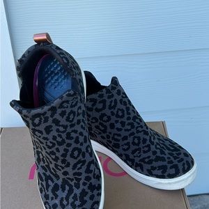 Ryka wedges size7.5 super comfortable and cute, pair perfectly with jeans